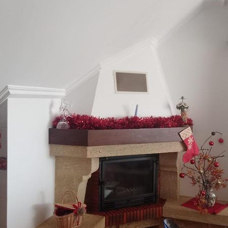 A Morada De Julia, Acogedor Apartamento En El Balcon Del Valle Minor ポンテベドラ エクステリア 写真