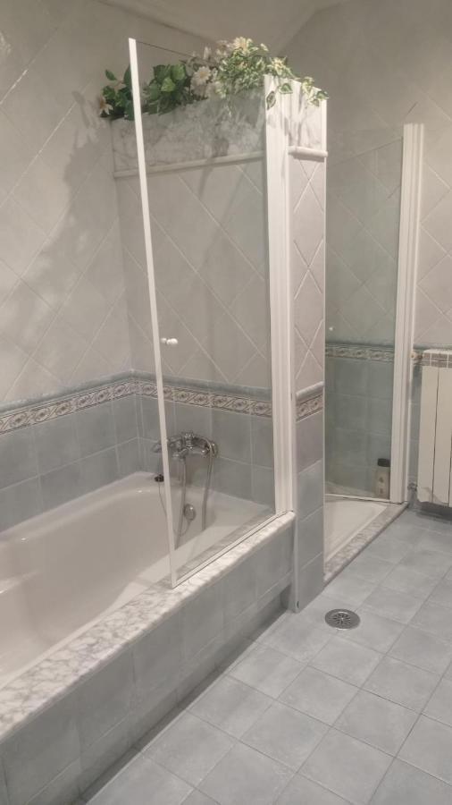 A Morada De Julia, Acogedor Apartamento En El Balcon Del Valle Minor ポンテベドラ エクステリア 写真